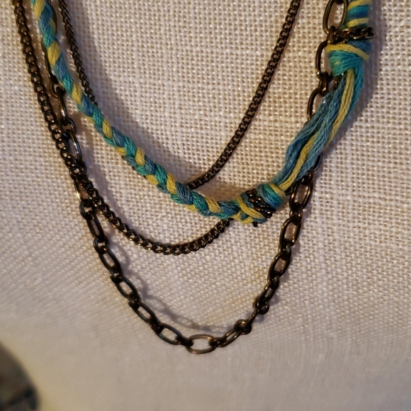 3 tear necklace - Picture 5 of 6